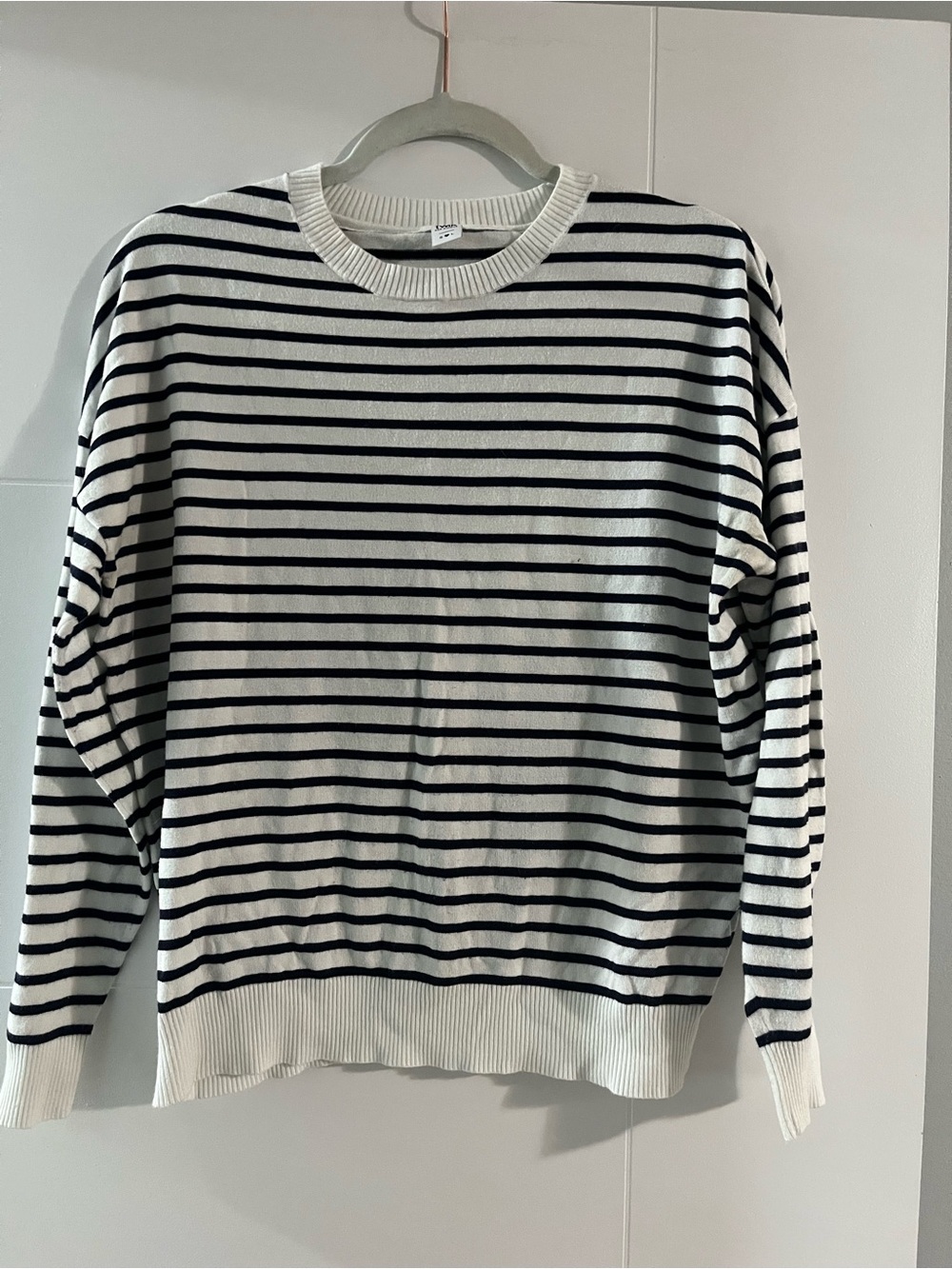 Twik from Simon’s White Crewneck Sweater with Black Stripes